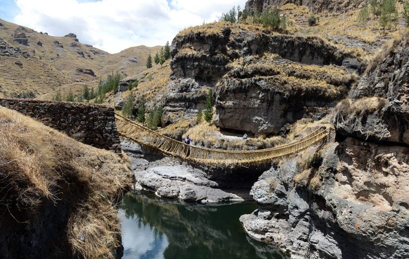 PUENTE QUESHUACHACA Y 4 LAGUNAS